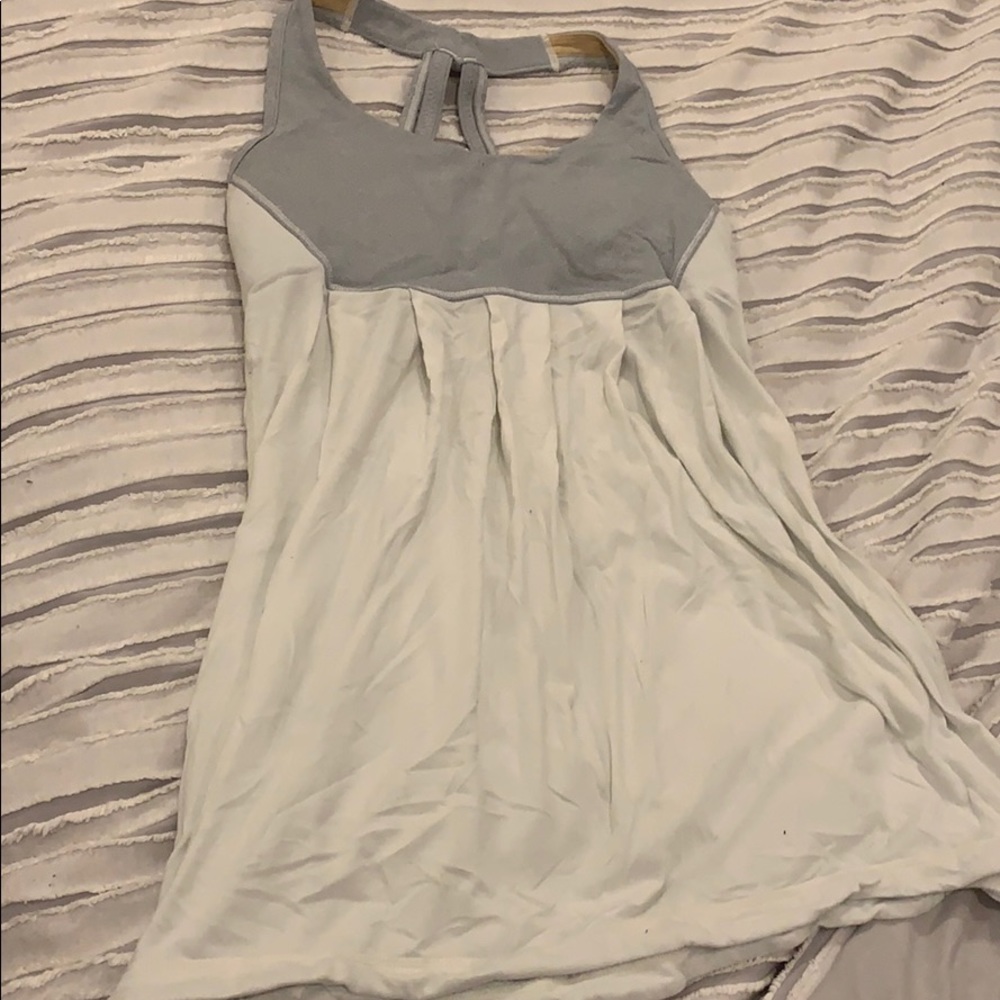 Lululemon tank
